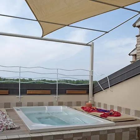 Massoni Bed & Breakfast 4*