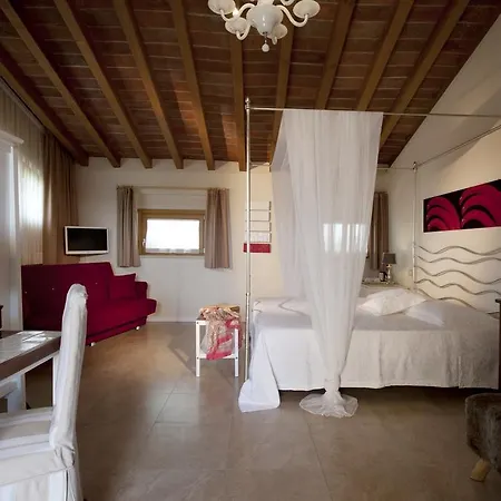 Bed & Breakfast Massoni 4*