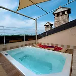Massoni Wine Relais Bed & Breakfast 4*