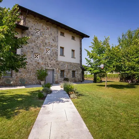 Massoni Wine Relais Peschiera del Garda
