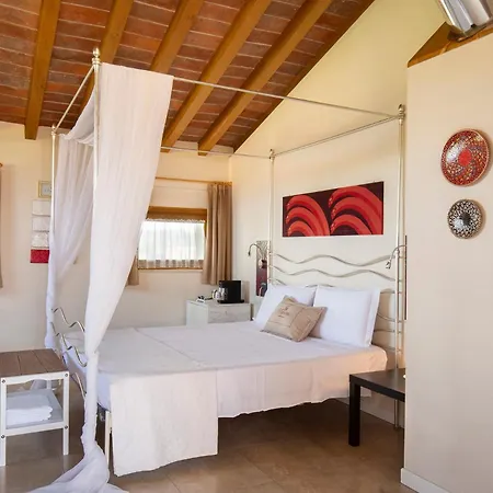 Massoni Wine Relais Bed & Breakfast 4*