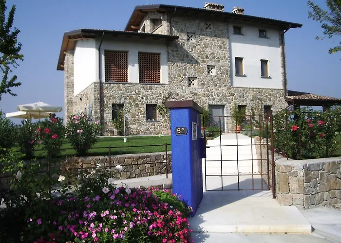 Massoni Bed and Breakfast 4*