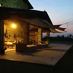Massoni Wine Relais לינה וארוחת בוקר פסקיארה דל גארדה