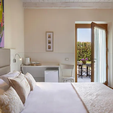 Massoni Wine Relais Bed and Breakfast Πεσκιέρα ντελ Γκάρντα