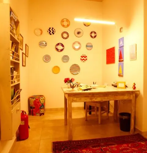 Massoni 住宿加早餐酒店 4*