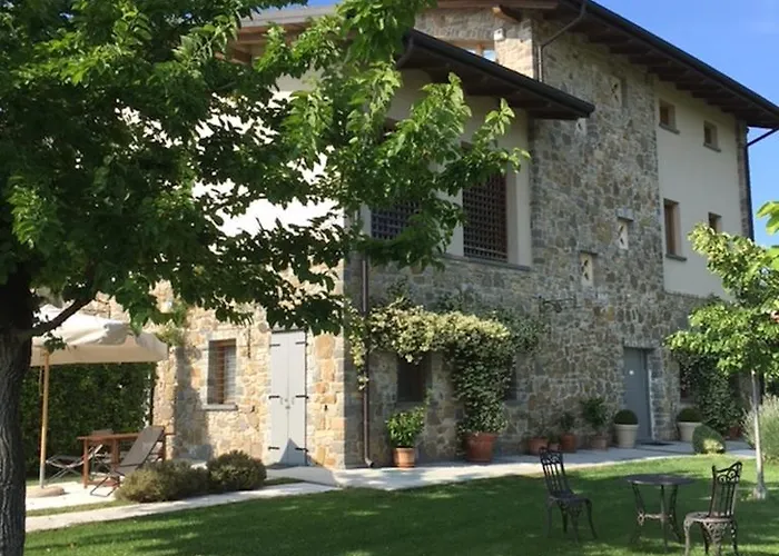 住宿加早餐酒店 Massoni 佩斯基耶拉德加达